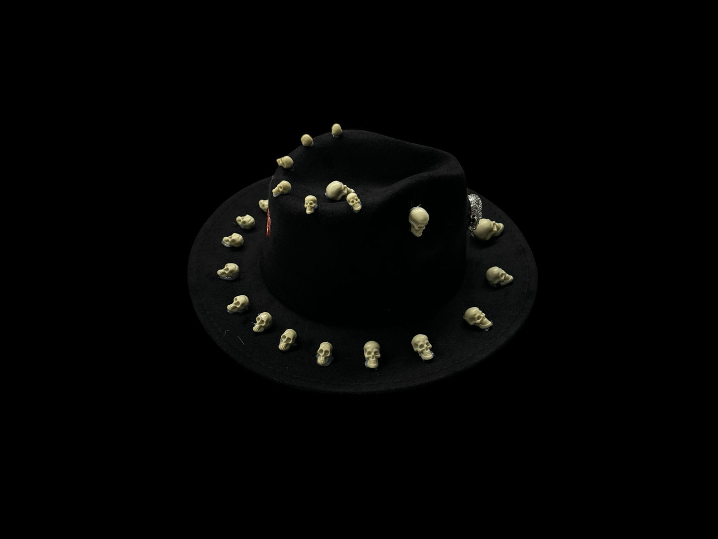 Handmade Black Skull Halloween Hat – Unisex Costume Hat with Spooky Skull Details, Perfect for Festivals, Parties, and Dark Theme Events