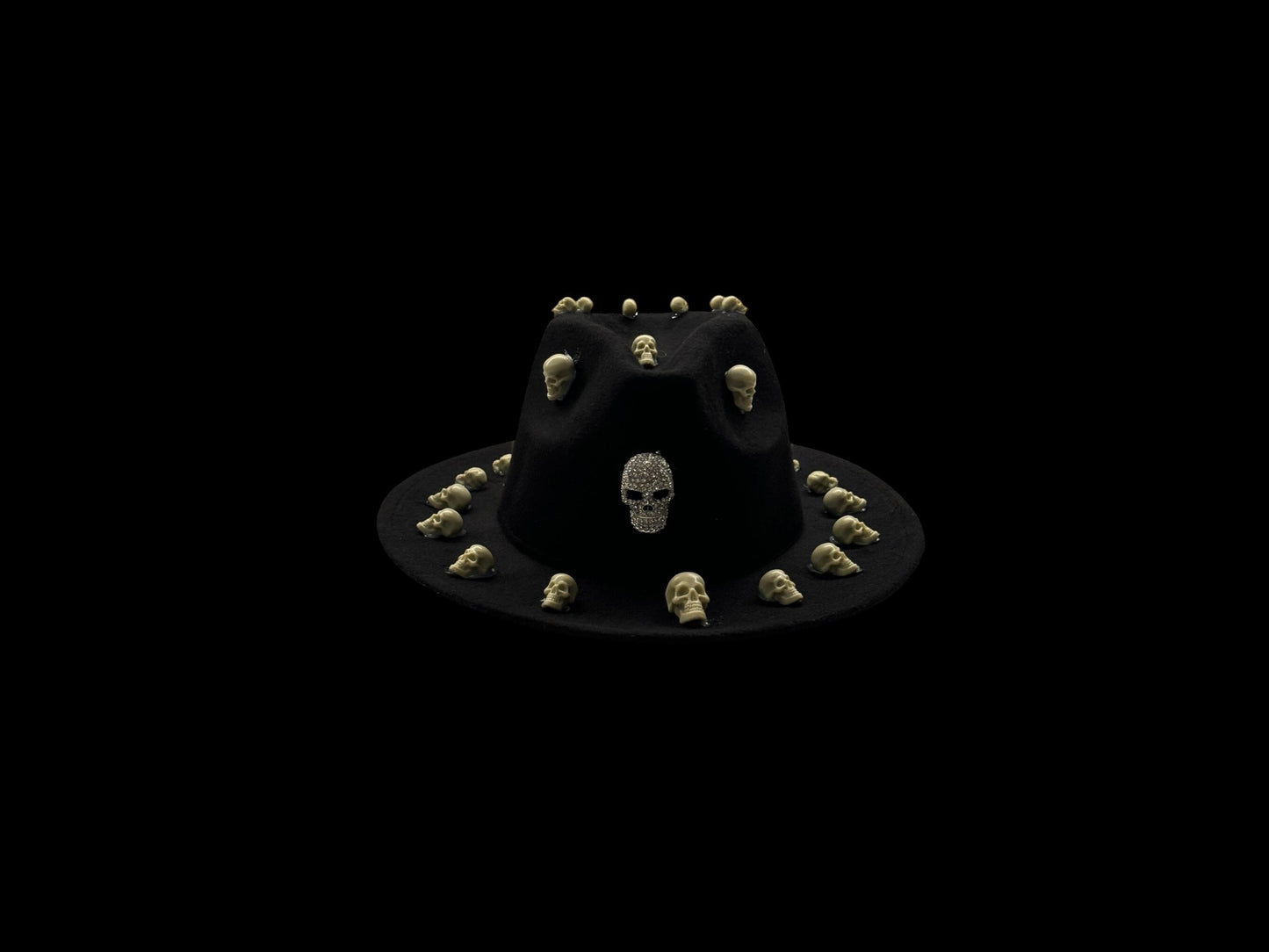 Handmade Black Skull Halloween Hat – Unisex Costume Hat with Spooky Skull Details, Perfect for Festivals, Parties, and Dark Theme Events