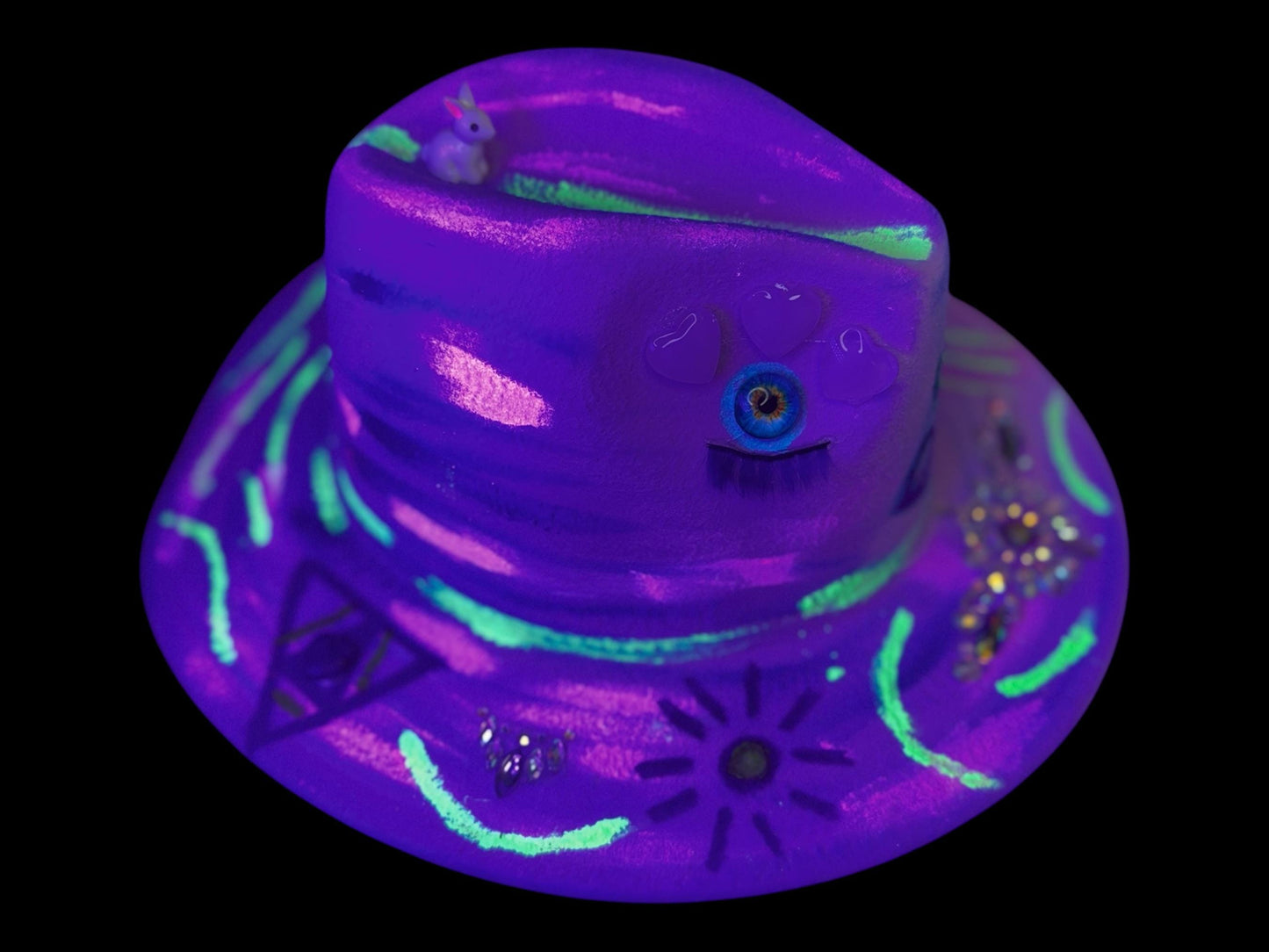 Psychedelic Glow in the Dark Neon Lavender Face Hat – Eye & Bunny Festival Fedora, UV Reactive, Handpainted by Ilgaz Kuren – Modifiable Size