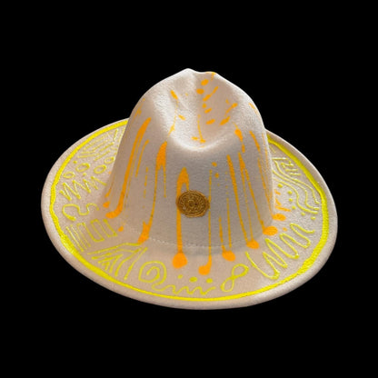 Eclipse Oracle – The Neon Seer’s Crown