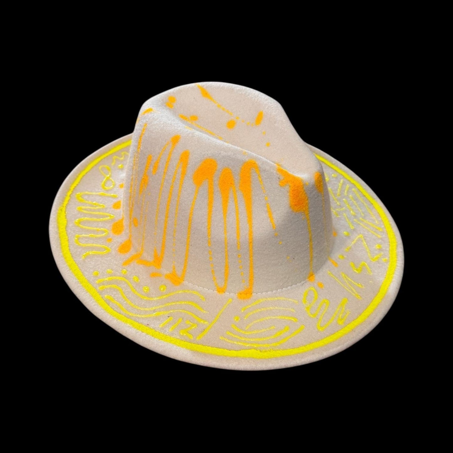 Eclipse Oracle – The Neon Seer’s Crown