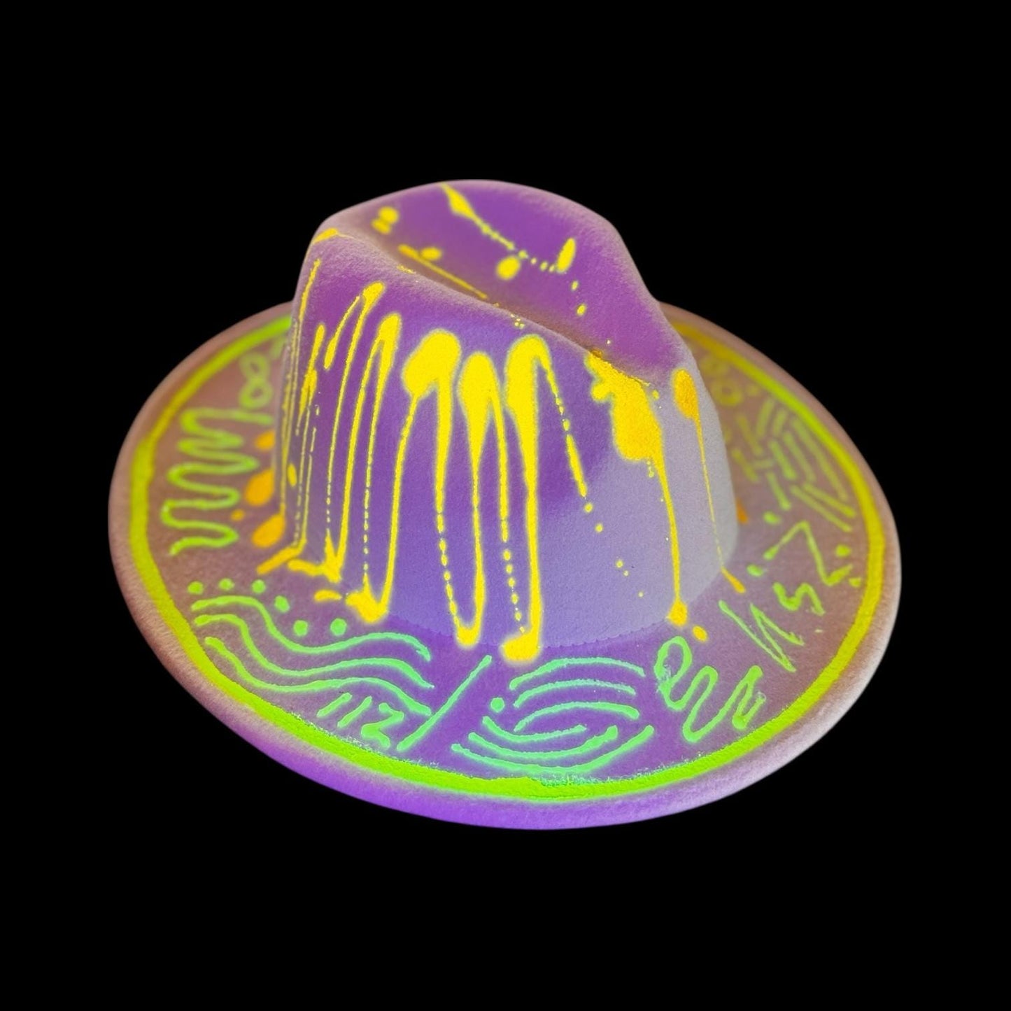 Eclipse Oracle – The Neon Seer’s Crown